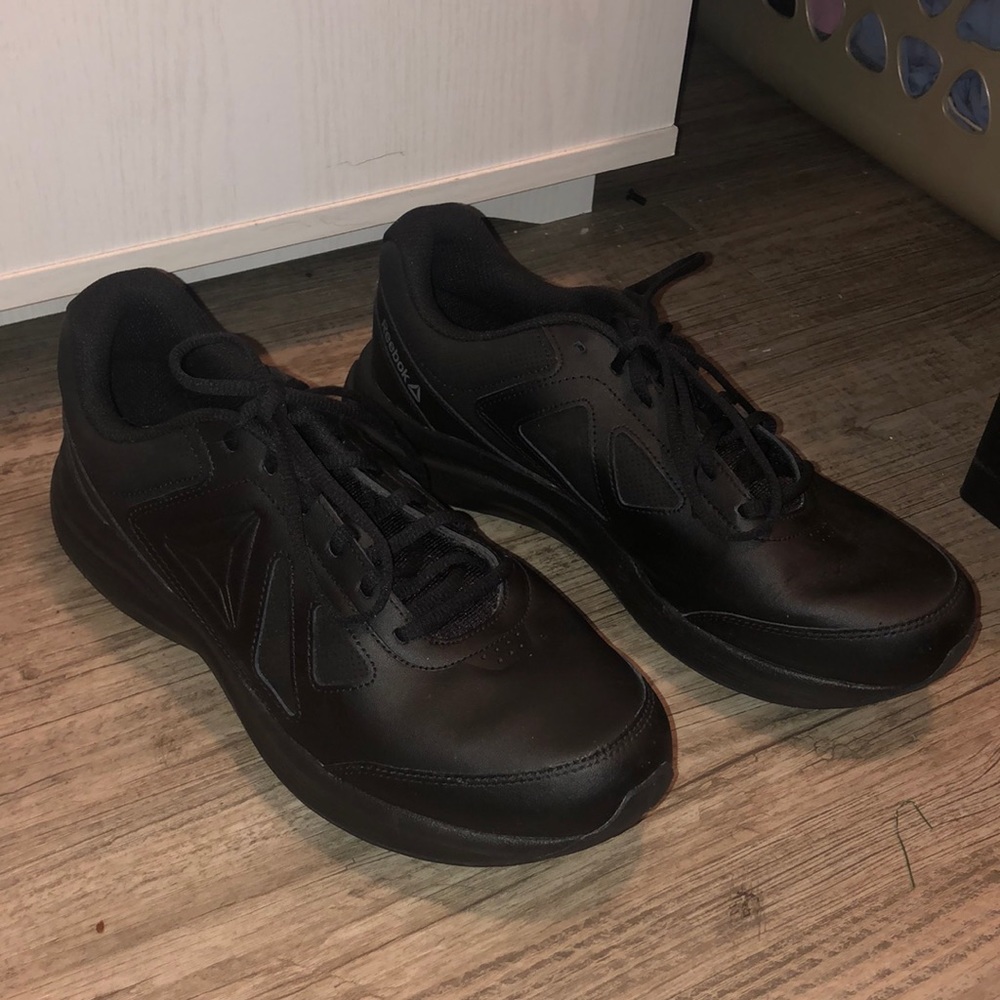 Reebok Sneakers